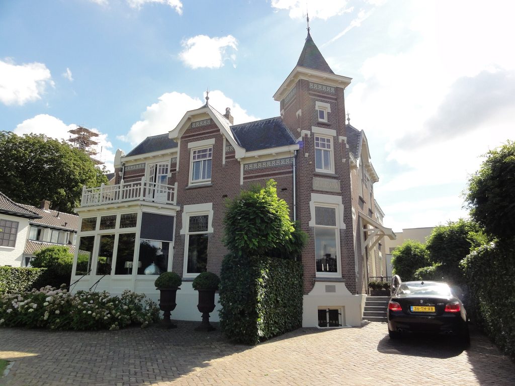 Beneden-Leeuwen